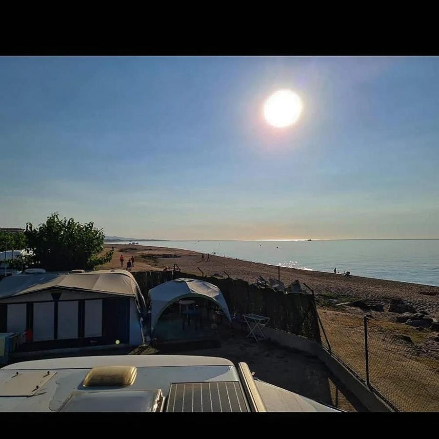 Camping El Pinar Platja Санта-Сусанна Экстерьер фото