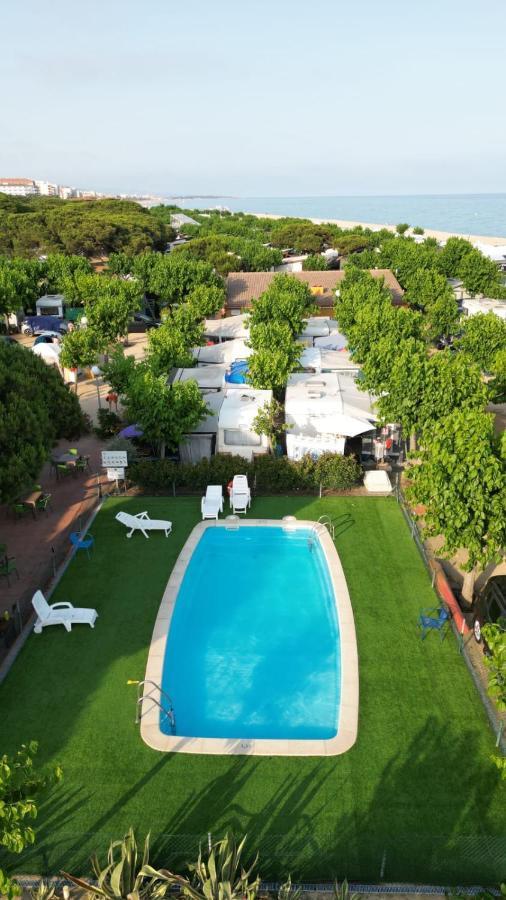 Camping El Pinar Platja Санта-Сусанна Экстерьер фото