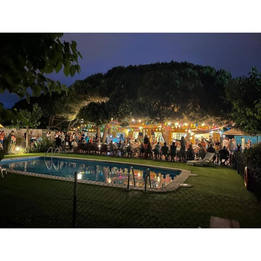 Camping El Pinar Platja Санта-Сусанна Экстерьер фото